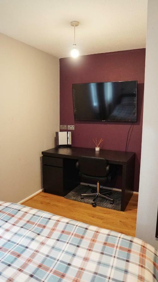North London Apartment - Эдмонтон Экстерьер фото